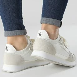 Vente flash 🛒 Baskets Femme Retro Runner 0075 Eggshell de Calvin Klein ✔️ 7 Vente flash 🛒 Baskets Femme Retro Runner 0075 Eggshell de Calvin Klein ✔️ -France Calvin Klein Soldes 2024 calvin klein 303995 YW0YW00075 ACF 20220315T160748 04