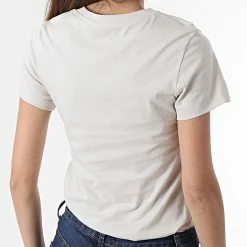 Grosses soldes 🎁 Lot De 2 Tee 👚 Shirt Femme 6466 Blanc Beige de Calvin Klein ⌛ -France Calvin Klein Soldes 2024 calvin klein 304123 J20J216466 ACF 20220223T152528 04