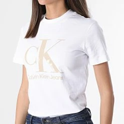 Grosses soldes ✔️ Tee 👕 Shirt Femme 8264 Blanc de Calvin Klein ✔️ -France Calvin Klein Soldes 2024 calvin klein 304132 J20J218264 YAF 20220223T152759 03