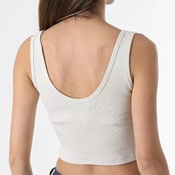 Les meilleures critiques de 🛒 Top Crop Femme 8334 Beige de Calvin Klein 🤩 -France Calvin Klein Soldes 2024 calvin klein 304145 J20J218334 ACF 20220223T152840 04