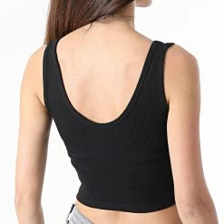 Grosses soldes 🤩 Top Crop Femme 8334 Noir de Calvin Klein 🔔 -France Calvin Klein Soldes 2024 calvin klein 304148 J20J218334 BEH 20220223T154522 04