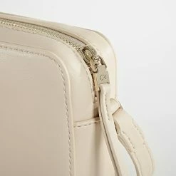 Le moins cher 🛒 Sac A Main Femme Set Camera Bag 9123 Beige de Calvin Klein 😀 -France Calvin Klein Soldes 2024 calvin klein 304407 K60K609123 VHB 20220304T160640 03