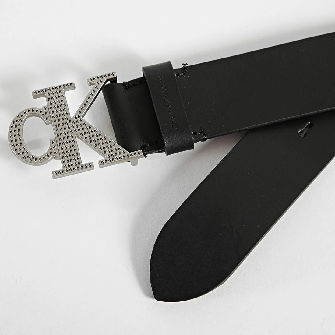 Bon marché ⌛ Ceinture Perf Mono Hardware 8894 Noir de Calvin Klein 👏 2 Bon marché ⌛ Ceinture Perf Mono Hardware 8894 Noir de Calvin Klein 👏 – Image 2