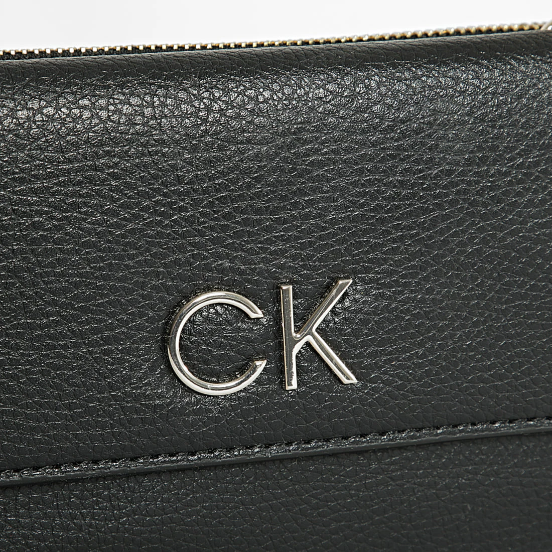 Remise 🛒 Sac A Main Femme Re-Lock Crossbody 9140 Noir de Calvin Klein 😍 2 Remise 🛒 Sac A Main Femme Re-Lock Crossbody 9140 Noir de Calvin Klein 😍 – Image 2