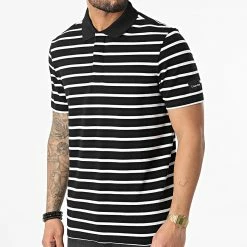 Coupon ✔️ Polo A Manches Courtes Stretch Pique Striped Badge 8733 Noir Blanc de Calvin Klein 🎉