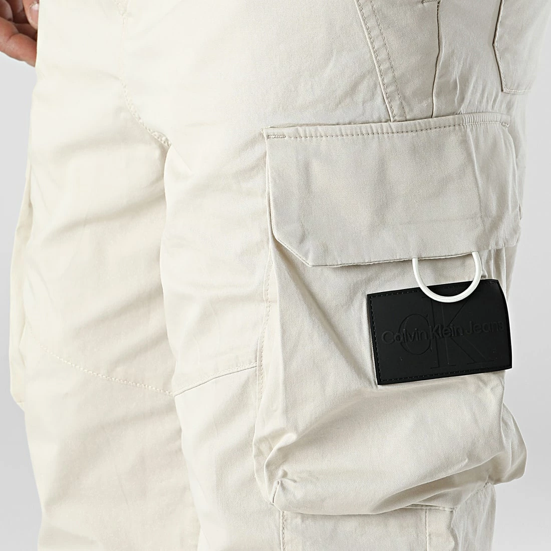 Coupon 😍 Jogger Pant 0056 Beige de Calvin Klein ✨ 2 Coupon 😍 Jogger Pant 0056 Beige de Calvin Klein ✨ – Image 2