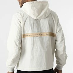 De gros 🌟 Coupe Vent Contrast Tape 0739 Beige de Calvin Klein 🎉 7 De gros 🌟 Coupe Vent Contrast Tape 0739 Beige de Calvin Klein 🎉 -France Calvin Klein Soldes 2024 calvin klein 305155 J30J320739 ACF 20220228T153016 04