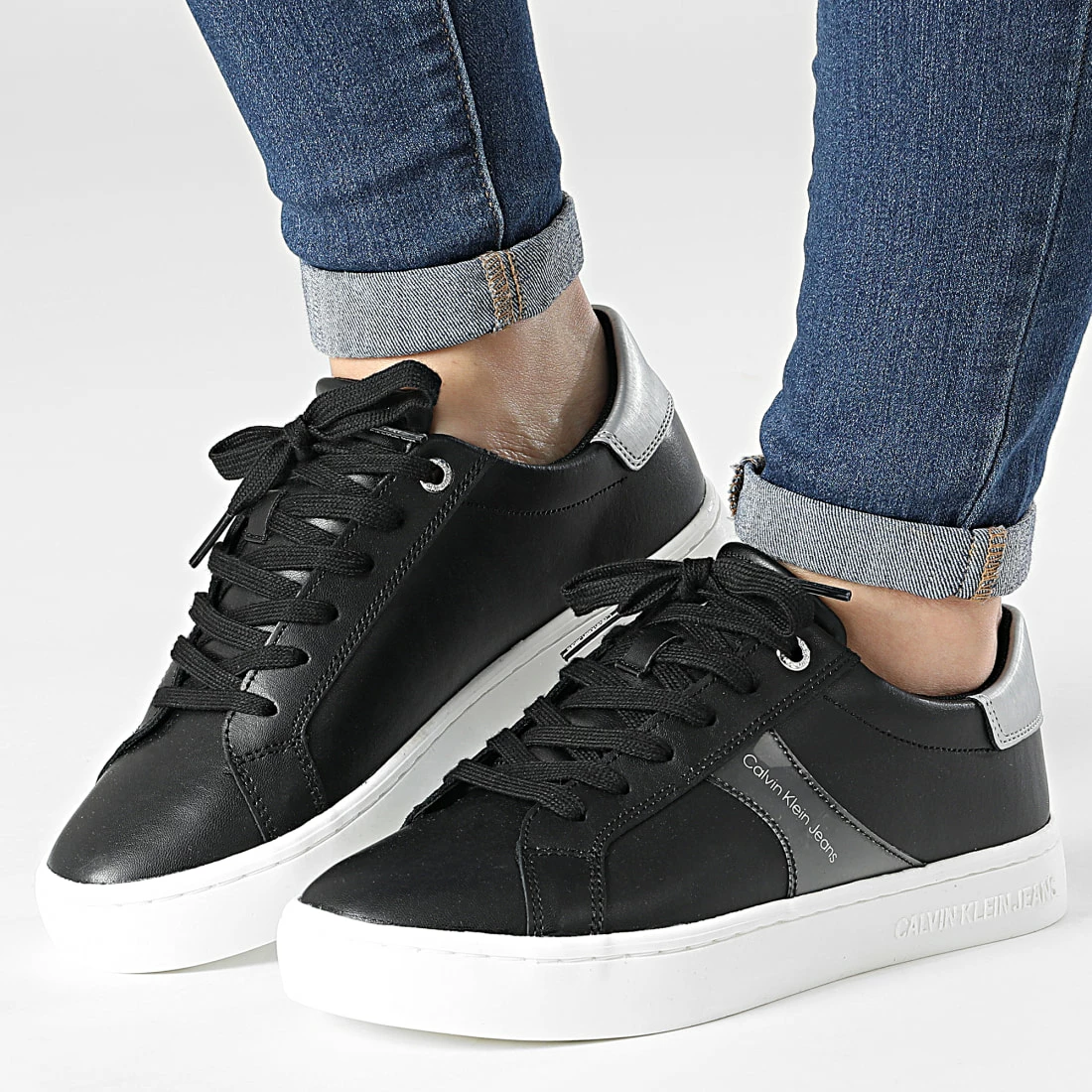 Bon marché 😍 Baskets Femme Classic Cupsole 4 0629 Black de Calvin Klein 😉 1 Bon marché 😍 Baskets Femme Classic Cupsole 4 0629 Black de Calvin Klein 😉