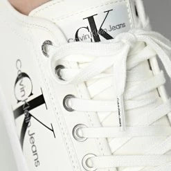 Grosses soldes 😍 Baskets Essential Vulcanized 0306 White de Calvin Klein 🤩 -France Calvin Klein Soldes 2024 calvin klein 305592 YM0YM00306 YAF 20220302T162317 03