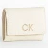 Tout neuf 🔔 Portefeuille Femme Re-Lock Trifold 9141 Beige de Calvin Klein ⌛