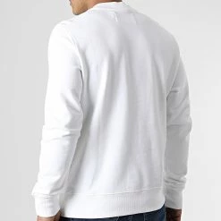 Sortie 🎁 Sweat Crewneck Blocking Institution 0033 Blanc de Calvin Klein 😉 -France Calvin Klein Soldes 2024 calvin klein 307147 J30J320033 YAF 20220307T160331 04