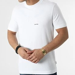 Remise ⭐ Tee 👕 Shirt Triple Logo Flock 8835 Blanc de Calvin Klein 🥰 -France Calvin Klein Soldes 2024 calvin klein 307598 K10K108835 YAF 20220308T134843 03
