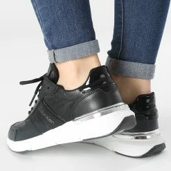 Vente flash ⭐ Baskets Femme Flexi Runner Lace-Up 0872 Black de Calvin Klein 🎉 -France Calvin Klein Soldes 2024 calvin klein 307899 HW0HW00872 BAX 20220315T160412 04