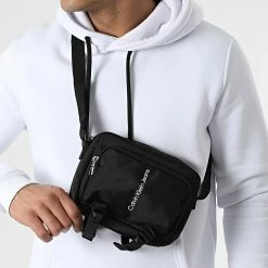 De gros 🎁 Sacoche Sport Essentials 8978 Noir de Calvin Klein 🛒 6 De gros 🎁 Sacoche Sport Essentials 8978 Noir de Calvin Klein 🛒 -France Calvin Klein Soldes 2024 calvin klein 308074 K50K508978 BDS 20220318T155701 03