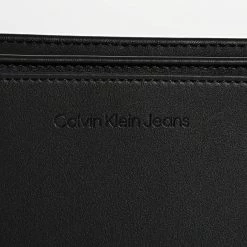 Bon marché 🤩 Sac A Main Femme Sculpted Pouch 9570 Noir de Calvin Klein 🥰 6 Bon marché 🤩 Sac A Main Femme Sculpted Pouch 9570 Noir de Calvin Klein 🥰 -France Calvin Klein Soldes 2024 calvin klein 308085 K60K609570 BDS 20220325T143409 03