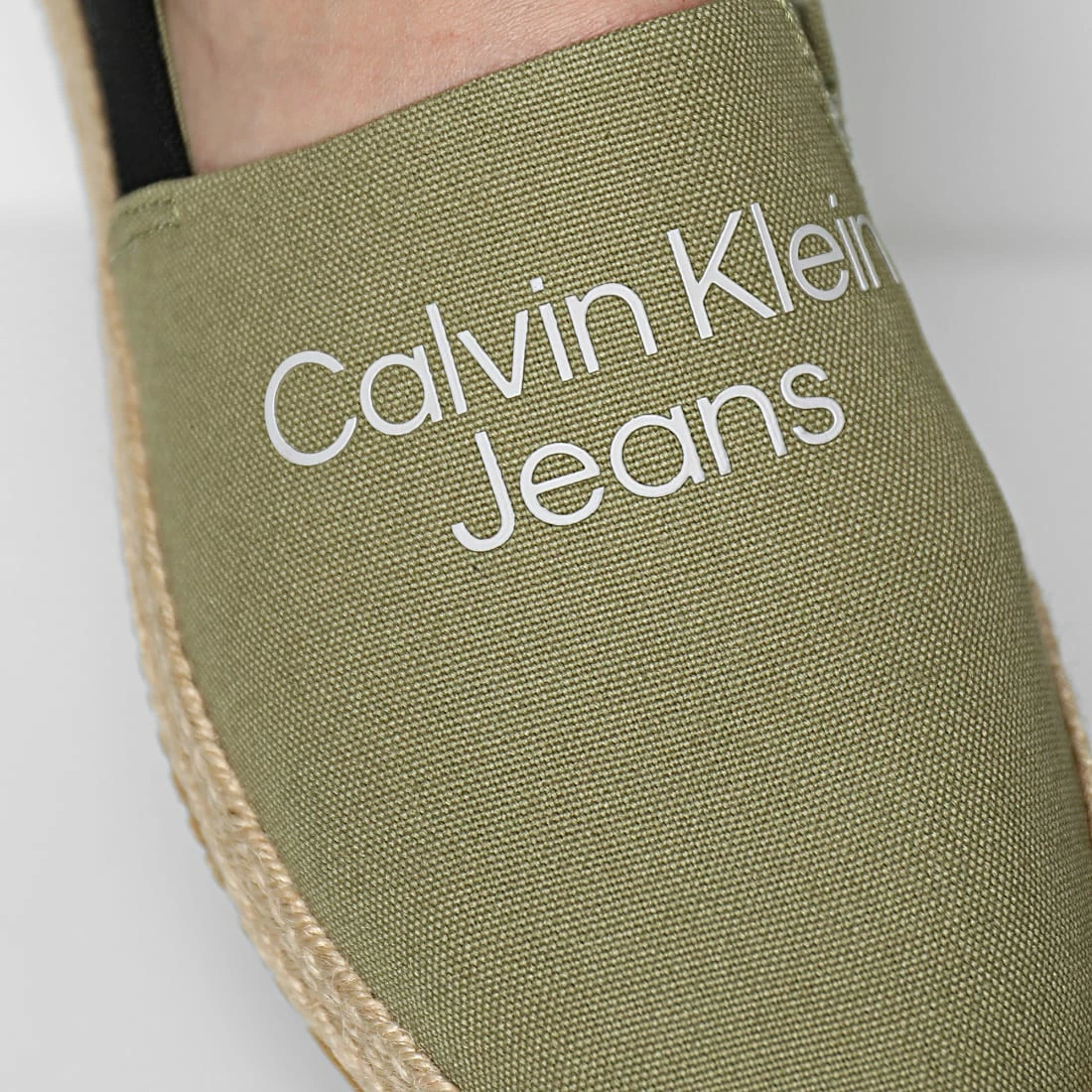 Vente flash 💯 Espadrilles 0355 Burned Olive de Calvin Klein 💯 2 Vente flash 💯 Espadrilles 0355 Burned Olive de Calvin Klein 💯 – Image 2