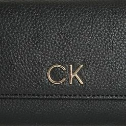 Top 10 ❤️ Portefeuille Femme Re-Lock Trifold 9492 Noir de Calvin Klein 🧨 5 Top 10 ❤️ Portefeuille Femme Re-Lock Trifold 9492 Noir de Calvin Klein 🧨 -France Calvin Klein Soldes 2024 calvin klein 308471 K60K609492 BAX 20220321T155147 02