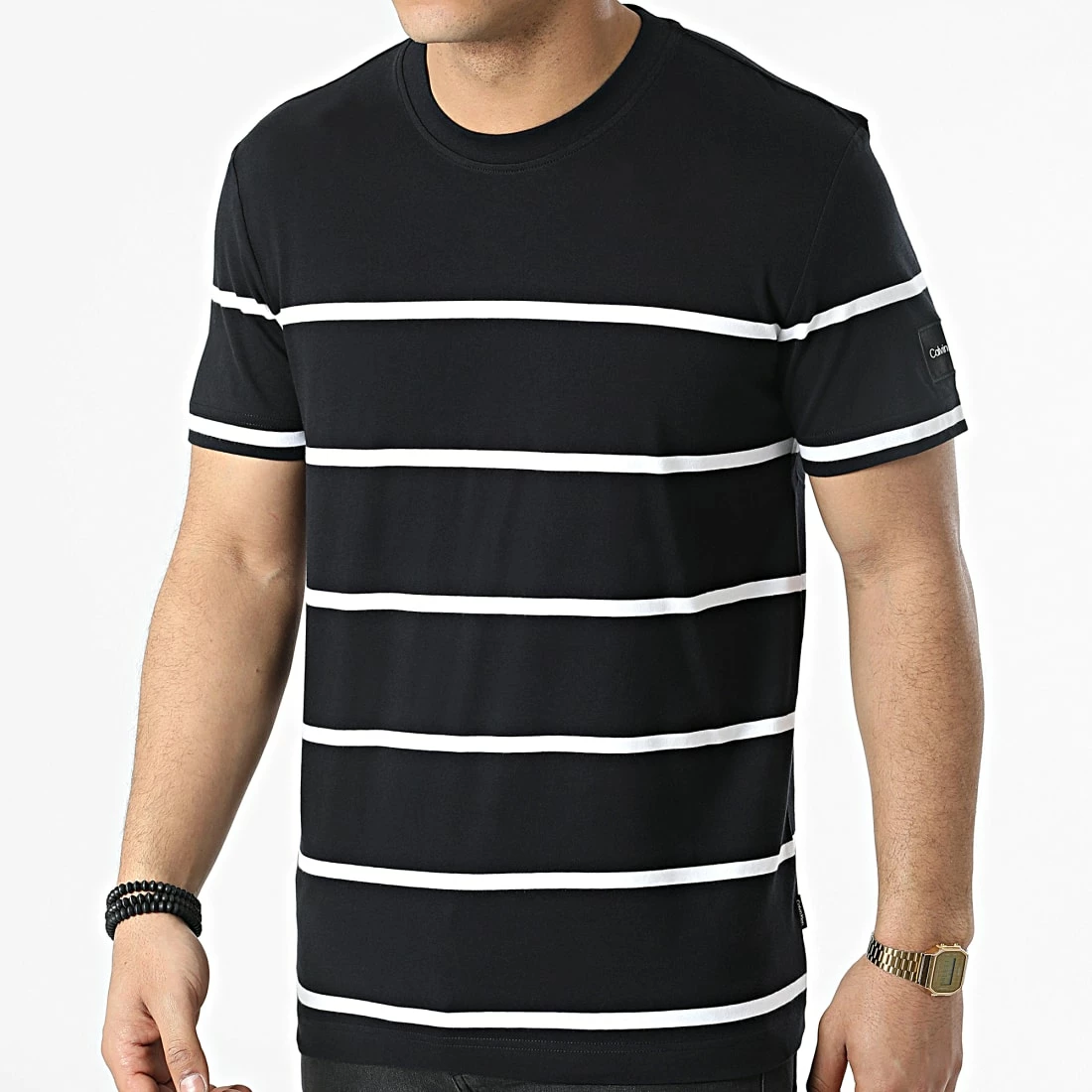 Meilleure vente ⭐ Tee 👚 Shirt A Rayures Striped Badge 9063 Noir de Calvin Klein 💯 1 Meilleure vente ⭐ Tee 👚 Shirt A Rayures Striped Badge 9063 Noir de Calvin Klein 💯