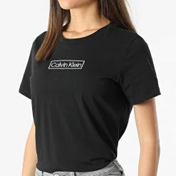 Top 10 💯 Tee 👕 Shirt Femme QS6798E Noir de Calvin Klein 🥰 -France Calvin Klein Soldes 2024 calvin klein 308802 QS6798E UB1 20220329T155451 03