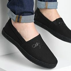Grosses soldes 🎉 Espadrilles 0355 Triple Black de Calvin Klein 🔔