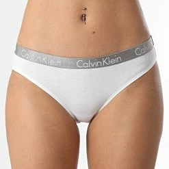 Coupon ⌛ Lot De 3 👙 Bikinis Femme QD3561E Bleu Jaune Blanc de Calvin Klein ✨ -France Calvin Klein Soldes 2024 calvin klein 309115 QD3561E 283 20220329T150640 05