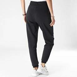 Acheter 🔔 Pantalon Jogging Femme GWS2P608 Noir de Calvin Klein ⭐ -France Calvin Klein Soldes 2024 calvin klein 309157 GWS2P608 BAE 20220322T154706 04