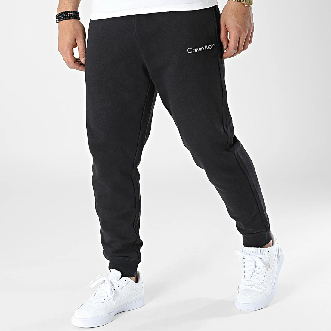 Top 10 💯 Pantalon Jogging GMS2P606 Noir Réfléchissant de Calvin Klein 🔔 1 Top 10 💯 Pantalon Jogging GMS2P606 Noir Réfléchissant de Calvin Klein 🔔