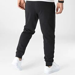 Top 10 💯 Pantalon Jogging GMS2P606 Noir Réfléchissant de Calvin Klein 🔔 7 Top 10 💯 Pantalon Jogging GMS2P606 Noir Réfléchissant de Calvin Klein 🔔 -France Calvin Klein Soldes 2024 calvin klein 309952 GMS2P606 BAE 20220325T155539 04