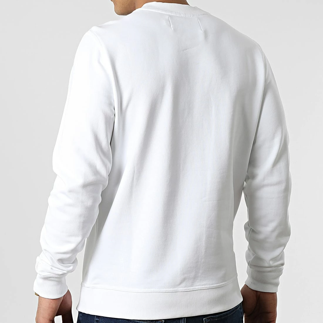 Le moins cher 🌟 Sweat Crewneck Contrast Instit Stripe 0623 Blanc de Calvin Klein 🔥 4 Le moins cher 🌟 Sweat Crewneck Contrast Instit Stripe 0623 Blanc de Calvin Klein 🔥 – Image 4