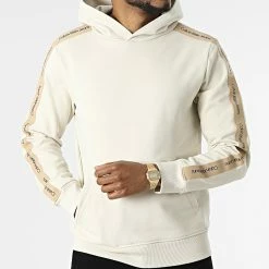 Grosses soldes 🎉 Sweat Capuche A Bandes Contrast Tape 0737 Beige de Calvin Klein ❤️ 6 Grosses soldes 🎉 Sweat Capuche A Bandes Contrast Tape 0737 Beige de Calvin Klein ❤️ -France Calvin Klein Soldes 2024 calvin klein 310756 J30J320737 ACF 20220407T155325 03