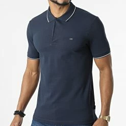 Promo ✨ Polo Manches Courtes Stretch Pique 8728 Bleu Marine de Calvin Klein ❤️