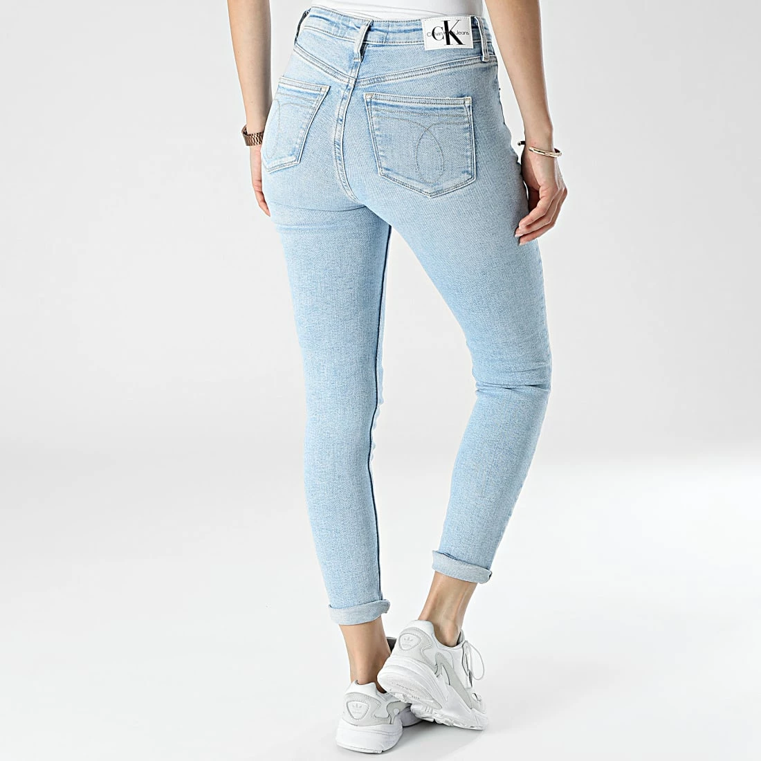Sortie ❤️ Jean Skinny Femme 8636 Bleu Wash de Calvin Klein 🤩 4 Sortie ❤️ Jean Skinny Femme 8636 Bleu Wash de Calvin Klein 🤩 – Image 4