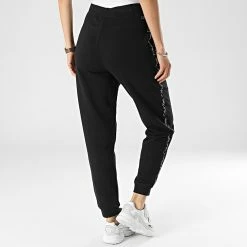 Remise ⌛ Pantalon Jogging Femme A Bandes 2P610 Noir de Calvin Klein 💯 -France Calvin Klein Soldes 2024 calvin klein 314430 GWS2P610 BAE 20220506T110204 04
