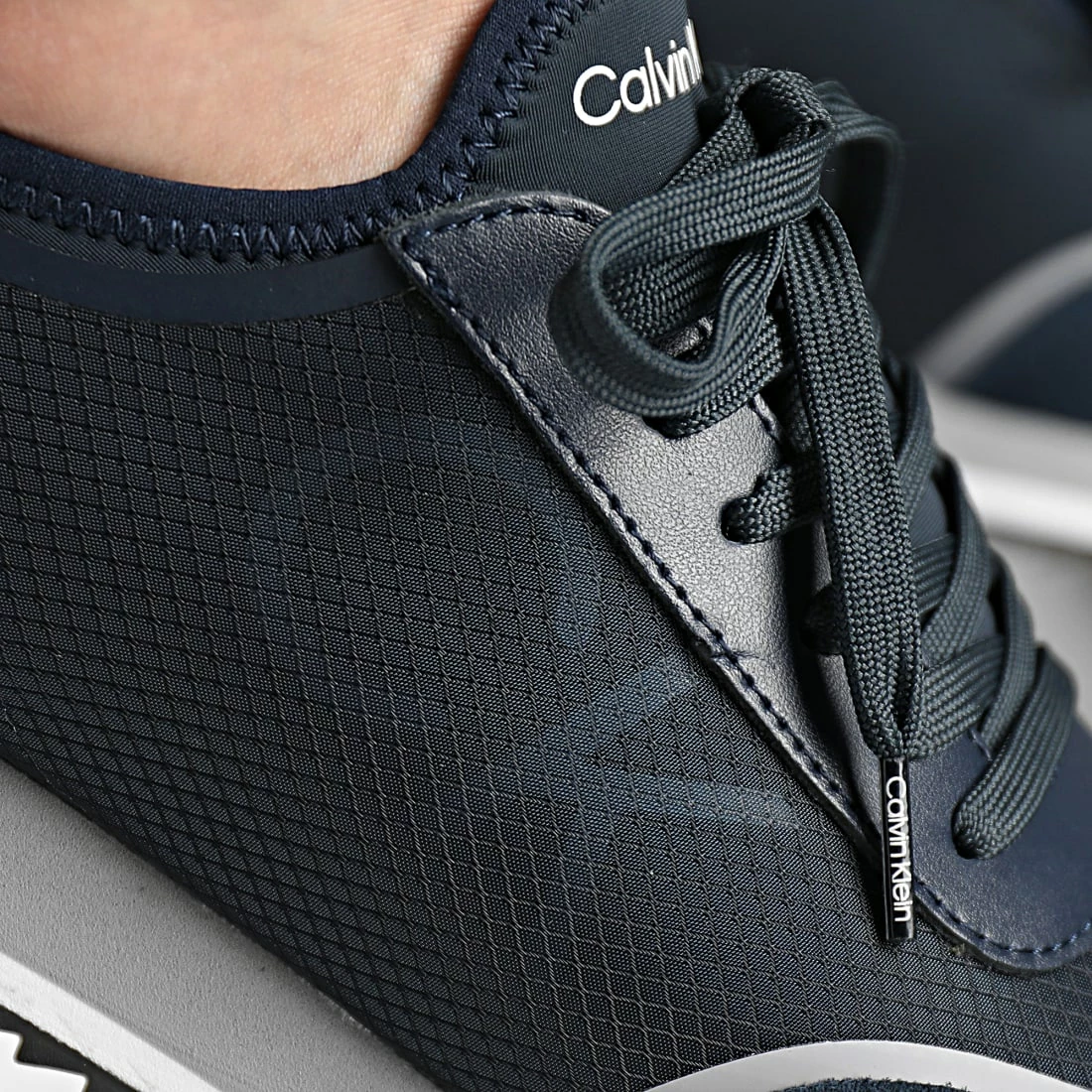 Offres 🤩 Baskets Low Top Lace Up Neo Mix 0473 Calvin Navy de Calvin Klein 🥰 2 Offres 🤩 Baskets Low Top Lace Up Neo Mix 0473 Calvin Navy de Calvin Klein 🥰 – Image 2