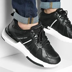 Meilleur prix 🛒 Baskets Sporty Runner Comfair 0386 Black de Calvin Klein 👍