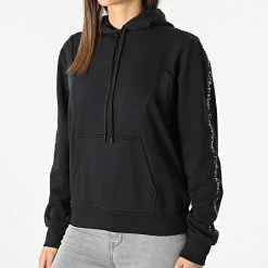 Coupon 🧨 Sweat Capuche A Bandes GWS2W315 Noir de Calvin Klein 🛒 -France Calvin Klein Soldes 2024 calvin klein 317312 GWS2W315 BAE 20220513T161146 03