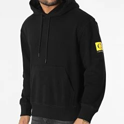 Top 10 😀 Sweat Capuche Two Tone Monogram 0608 Noir de Calvin Klein 🎁 -France Calvin Klein Soldes 2024 calvin klein 318550 J30J320608 BEH 20220512T093257 04