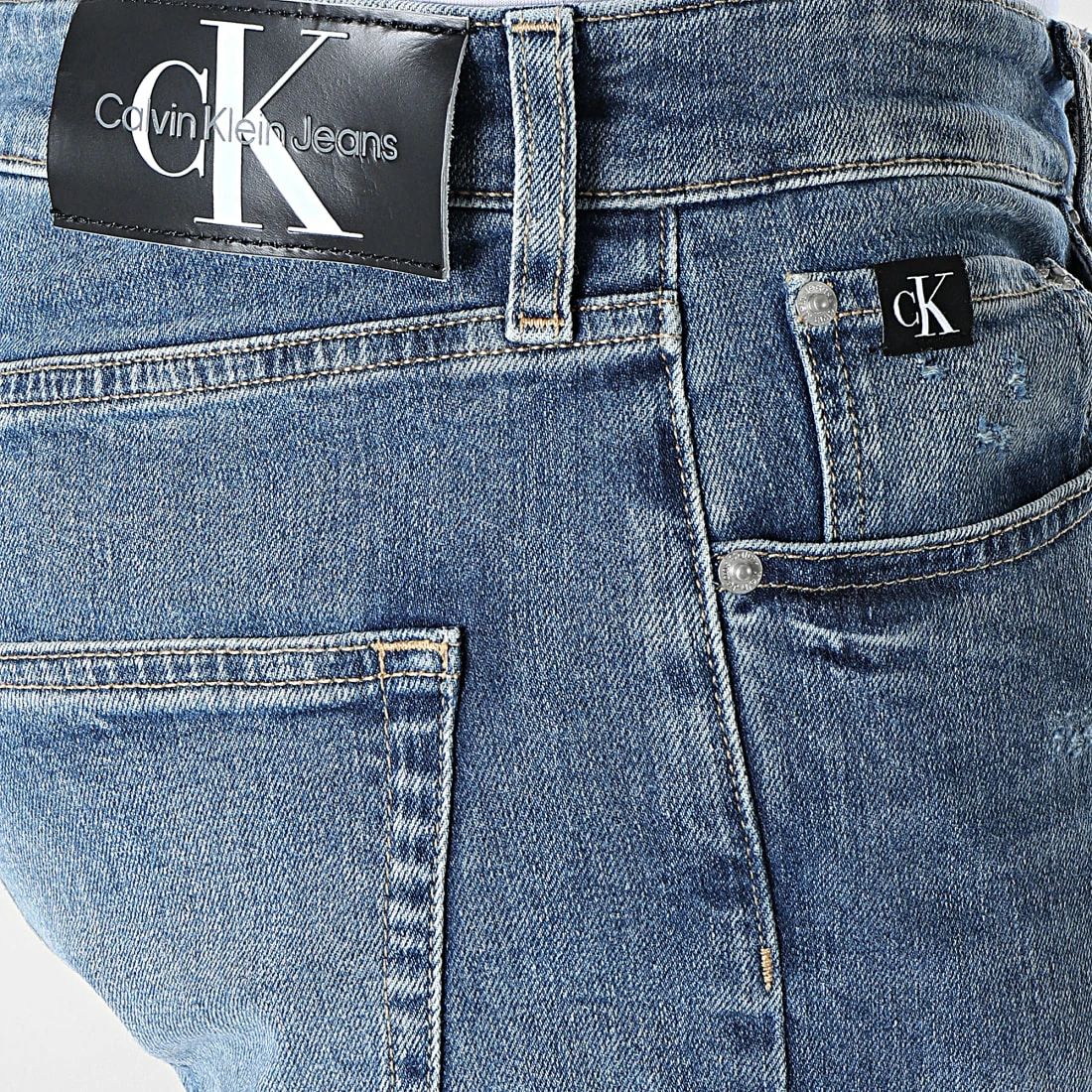 Grosses soldes ✔️ Jean Regular Dad 1116 Bleu Denim de Calvin Klein ✨ 2 Grosses soldes ✔️ Jean Regular Dad 1116 Bleu Denim de Calvin Klein ✨ – Image 2