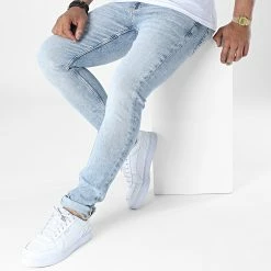 Nouveau 🔥 Jean Skinny 1137 Bleu Denim de Calvin Klein ✨ -France Calvin Klein Soldes 2024 calvin klein 319305 J30J321137 1AA 20220516T161935 03