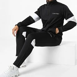 Sortie 🤩 Ensemble De Survetement GMS2J406 Noir de Calvin Klein 🌟
