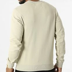 Tout neuf 🌟 Sweat Crewneck Seasonal Monogram 0903 Beige de Calvin Klein 🧨 -France Calvin Klein Soldes 2024 calvin klein 319380 J30J320903 RB8 20220518T145403 04