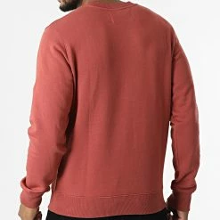 De gros 🔥 Sweat Crewneck Seasonal Monogram 0903 Rouge Brique de Calvin Klein 😀 -France Calvin Klein Soldes 2024 calvin klein 319381 J30J320903 XLN 20220518T145216 04
