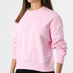 Bon marché 🛒 Sweat Crewneck Femme 8985 Rose de Calvin Klein 💯 -France Calvin Klein Soldes 2024 calvin klein 319390 J20J218985 TOE 20220518T152522 03