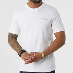 Budget 😍 Tee 👕 Shirt Micro Logo Interlock 9894 Blanc de Calvin Klein ❤️ -France Calvin Klein Soldes 2024 calvin klein 320115 K10K109894 YAF 20220519T150849 03