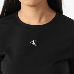 Coupon 😉 Tee 👕 Shirt Manches Longues Femme Crop 9917 Noir de Calvin Klein 🤩 5 Coupon 😉 Tee 👕 Shirt Manches Longues Femme Crop 9917 Noir de Calvin Klein 🤩 -France Calvin Klein Soldes 2024 calvin klein 320530 J20J219917 BEH 20220531T145912 02