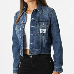 Budget 🥰 Veste Jean Femme Crop 9209 Bleu Denim de Calvin Klein 🔥 6 Budget 🥰 Veste Jean Femme Crop 9209 Bleu Denim de Calvin Klein 🔥 -France Calvin Klein Soldes 2024 calvin klein 321534 J20J219209 1BJ 20220607T155544 03