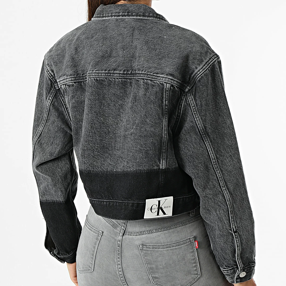 Offres ✔️ Veste Jean Femme Crop 9211 Gris de Calvin Klein 😀 4 Offres ✔️ Veste Jean Femme Crop 9211 Gris de Calvin Klein 😀 – Image 4