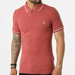 Top 10 ✨ Polo Manches Courtes Tipping Slim 5603 Brique de Calvin Klein 🔔