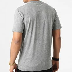 Remise 🤩 Tee 👚 Shirt Chest Logo 4062 Gris Chiné de Calvin Klein 🤩 -France Calvin Klein Soldes 2024 calvin klein 322193 K10K104062 092 20220614T150801 04