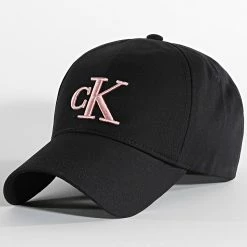 Promo 🎉 Casquette Femme Logo Embroidery 9808 Noir Rose de Calvin Klein 🎁